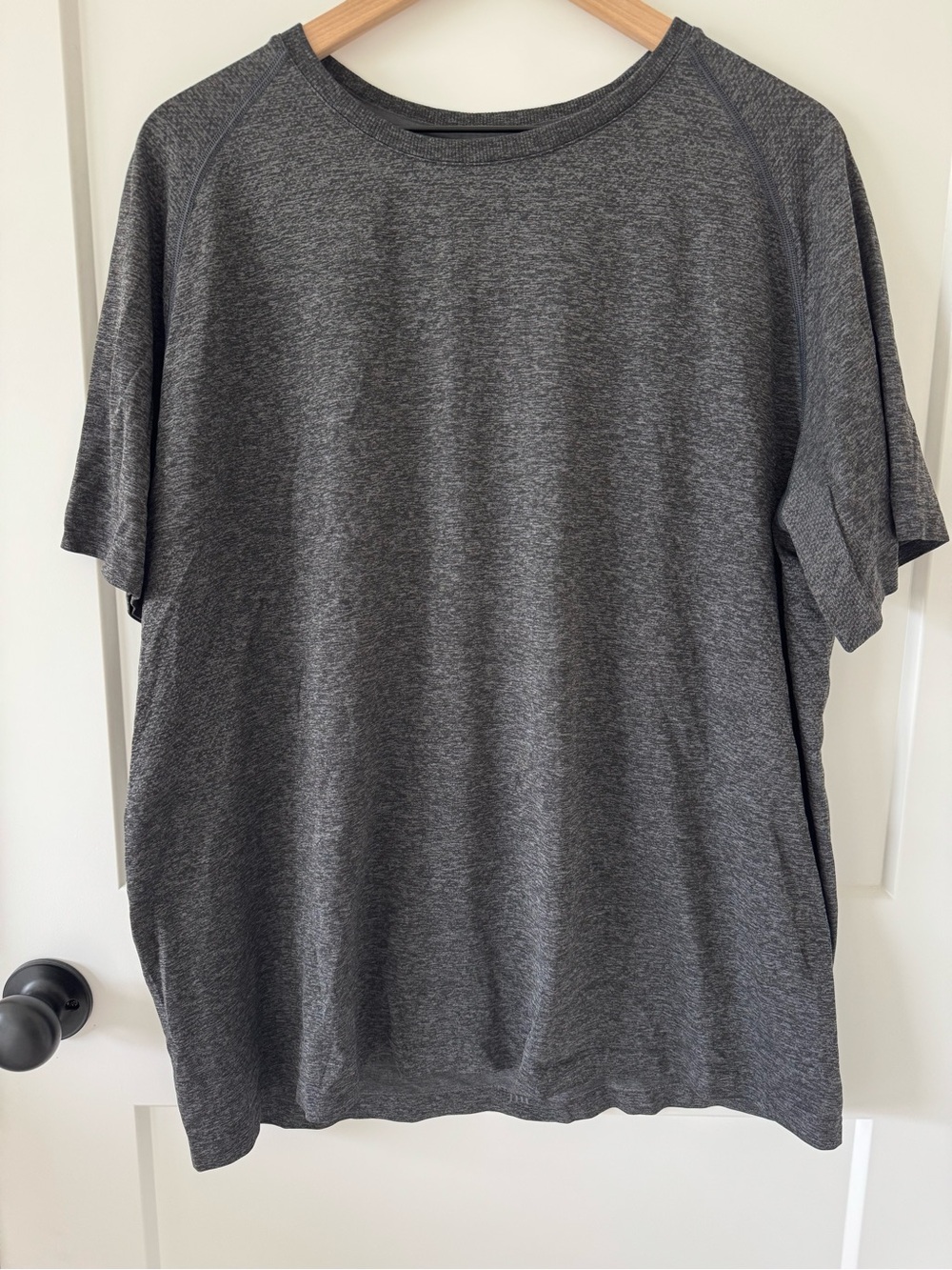 all in motion Men's Short-Sleeve Crew Shirt Size XL